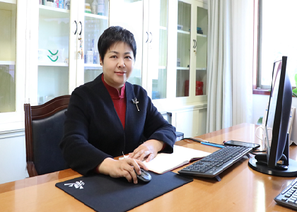 27年深耕遠(yuǎn)東 | 薛鋒蕊：從一線女工到管理標(biāo)桿，把“堅(jiān)持”活成奮斗勛章